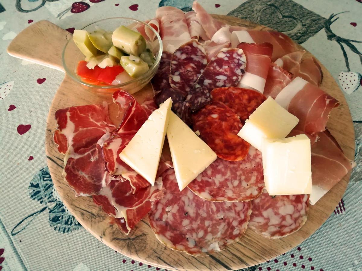 Maso Sveseri Montesover 外观 照片